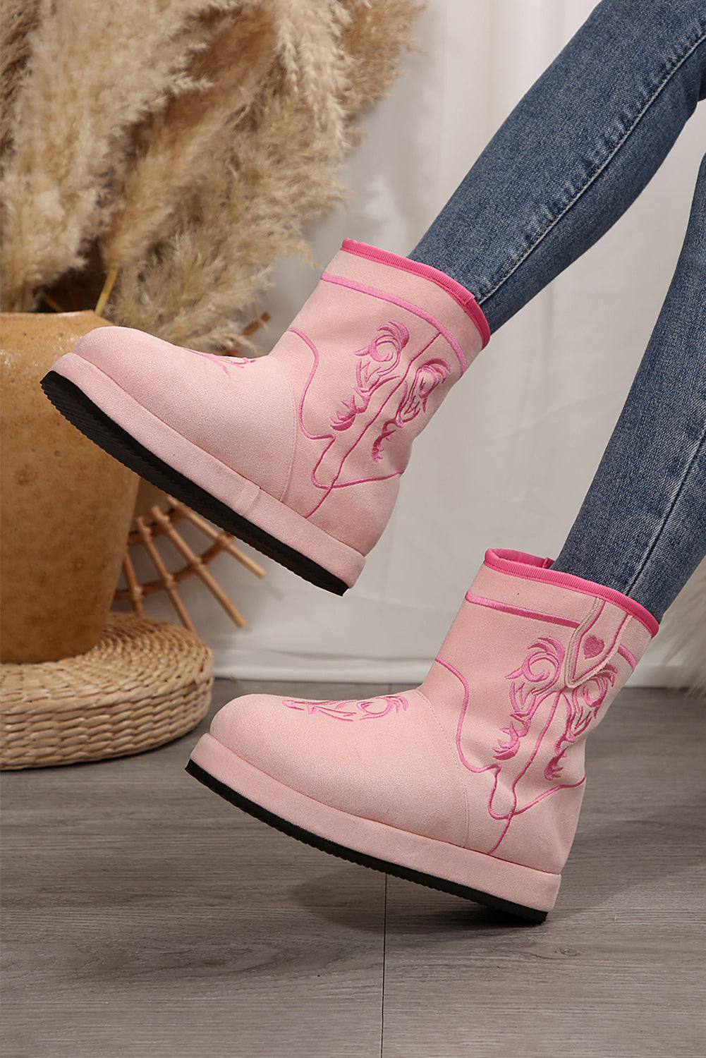 Pink Embroidered Thick Soled Plush Lined Boots