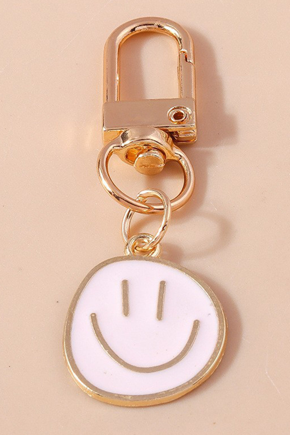 White Smile Face Large Buckle Alloy Keychain