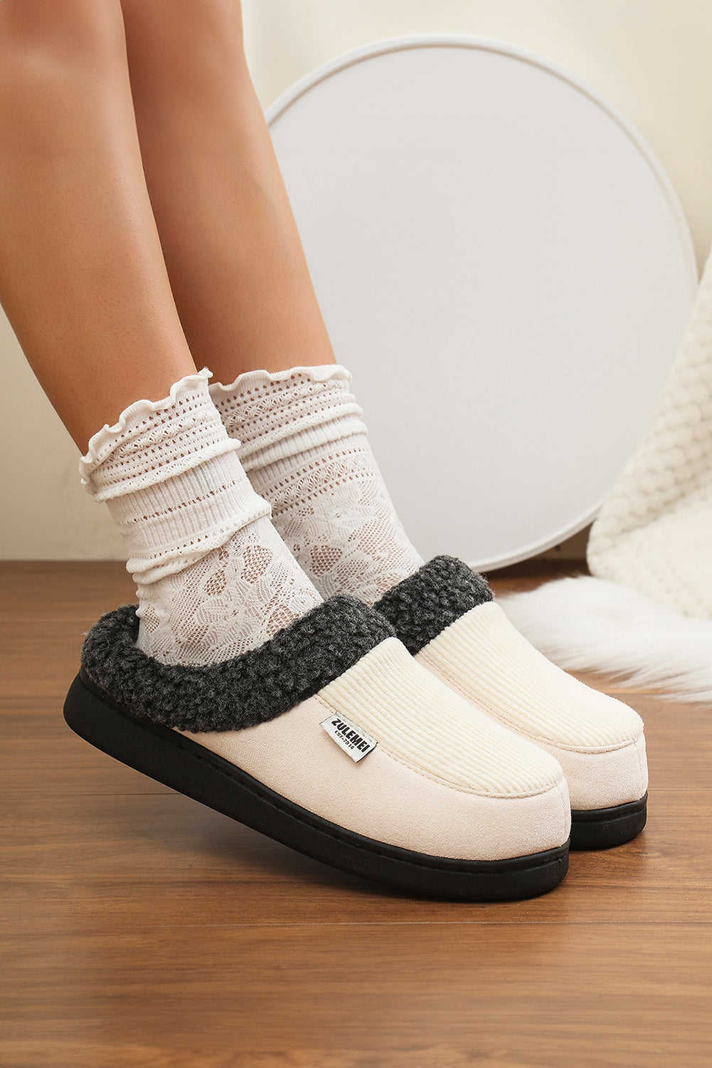 White Color Block Plush Lined Winter Slippers