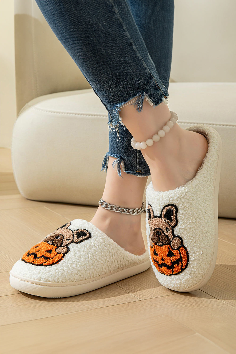 White Halloween Dog Pumpkin Pattern Fuzzy Slippers