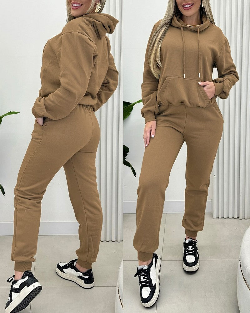 Kangaroo Pocket Design Hoodie & Cuffed Sweatpants Set