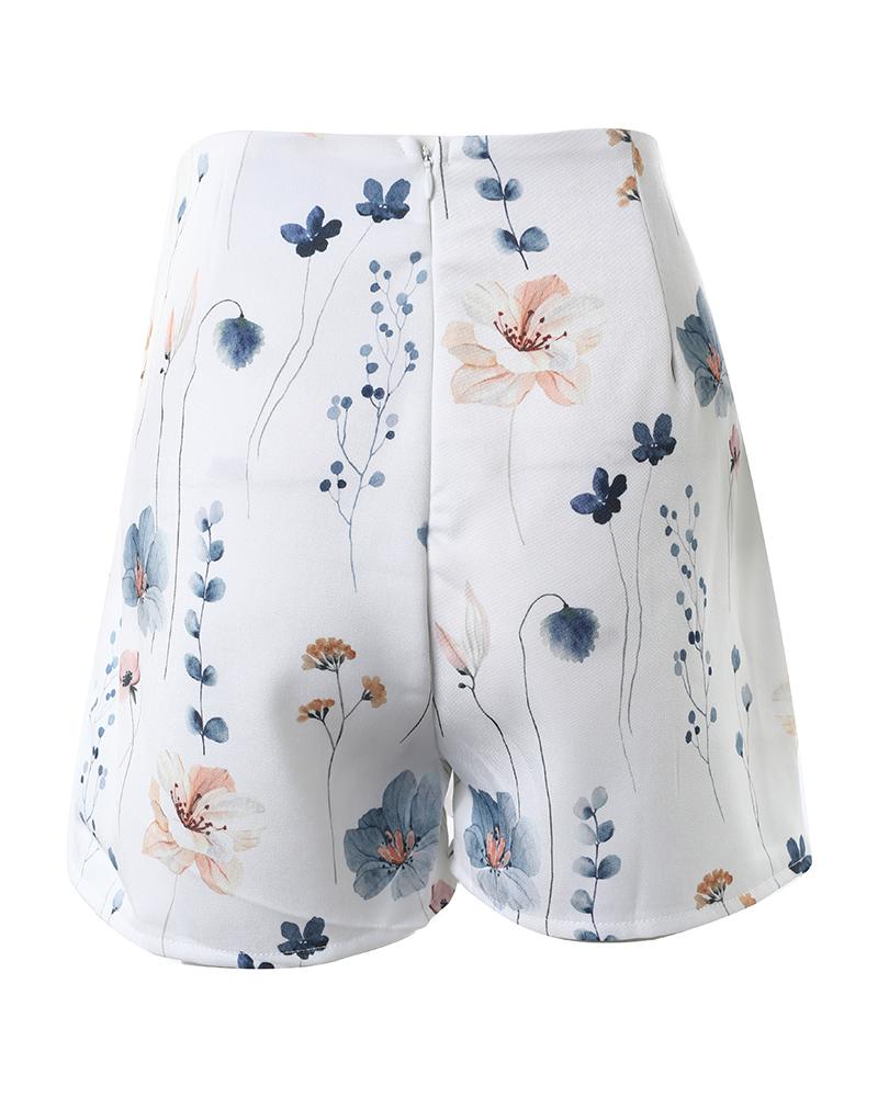 Floral Print Side Button Ruched Shorts