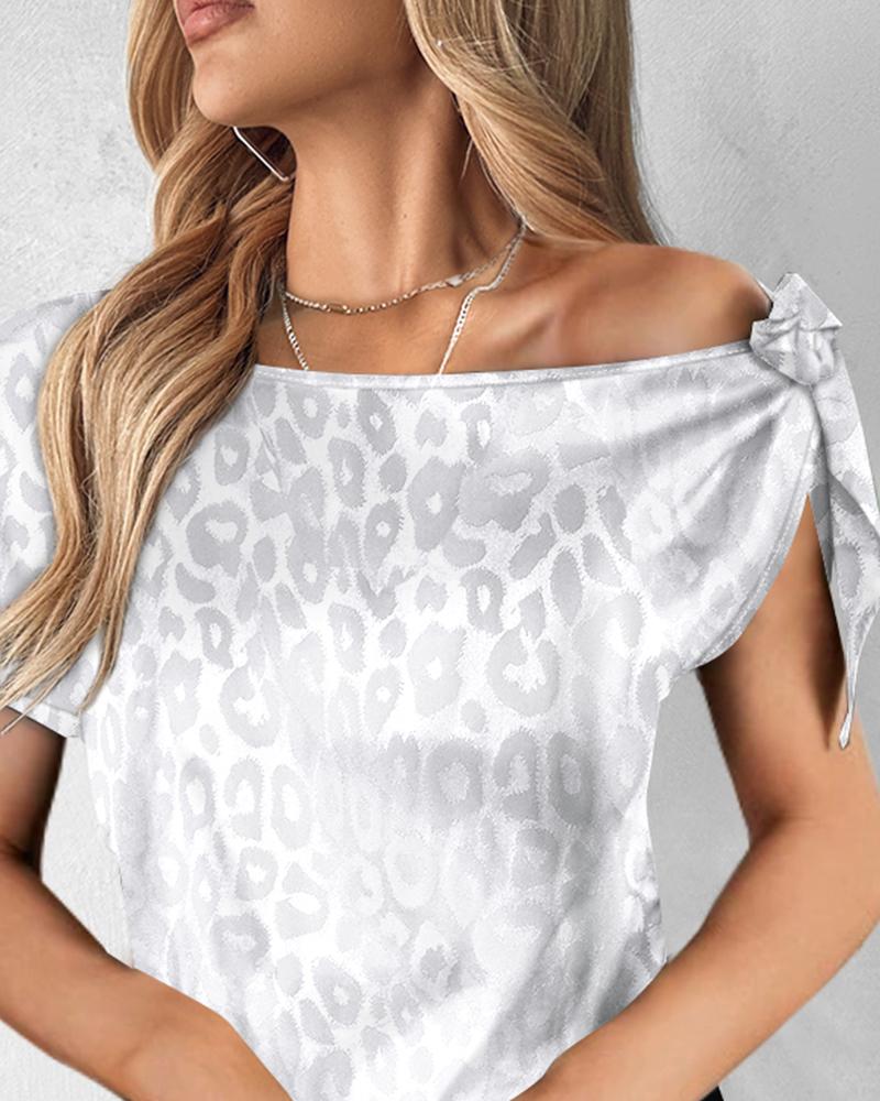 Leopard Print Bowknot Decor Satin Top