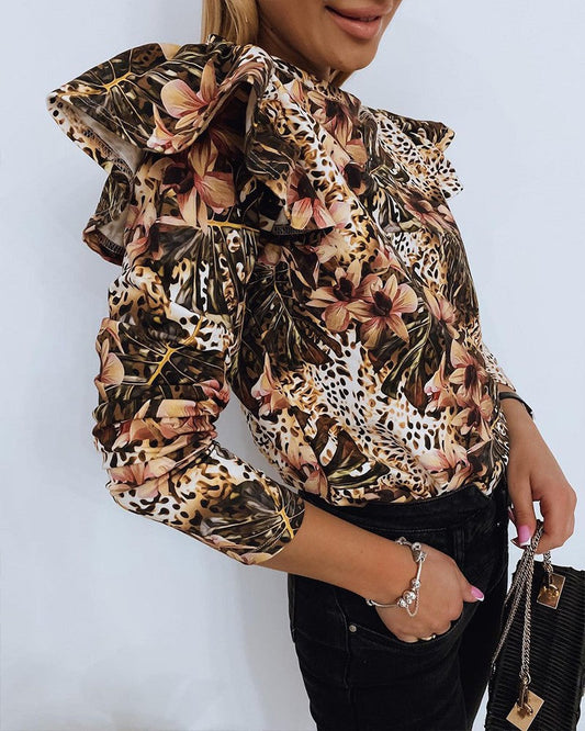 All Over Print O neck Flutter Sleeve Top