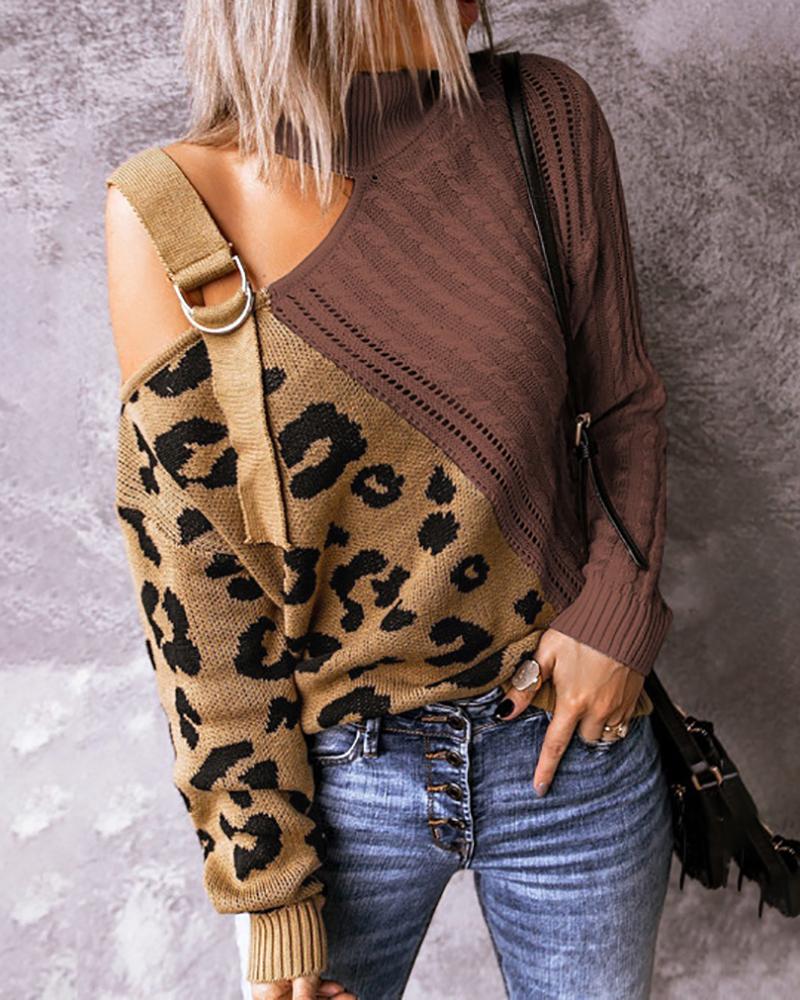 Contrast Leopard Pattern Buckled Knit Sweater