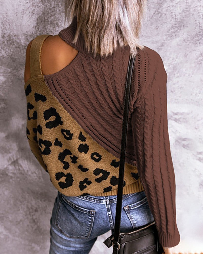 Contrast Leopard Pattern Buckled Knit Sweater