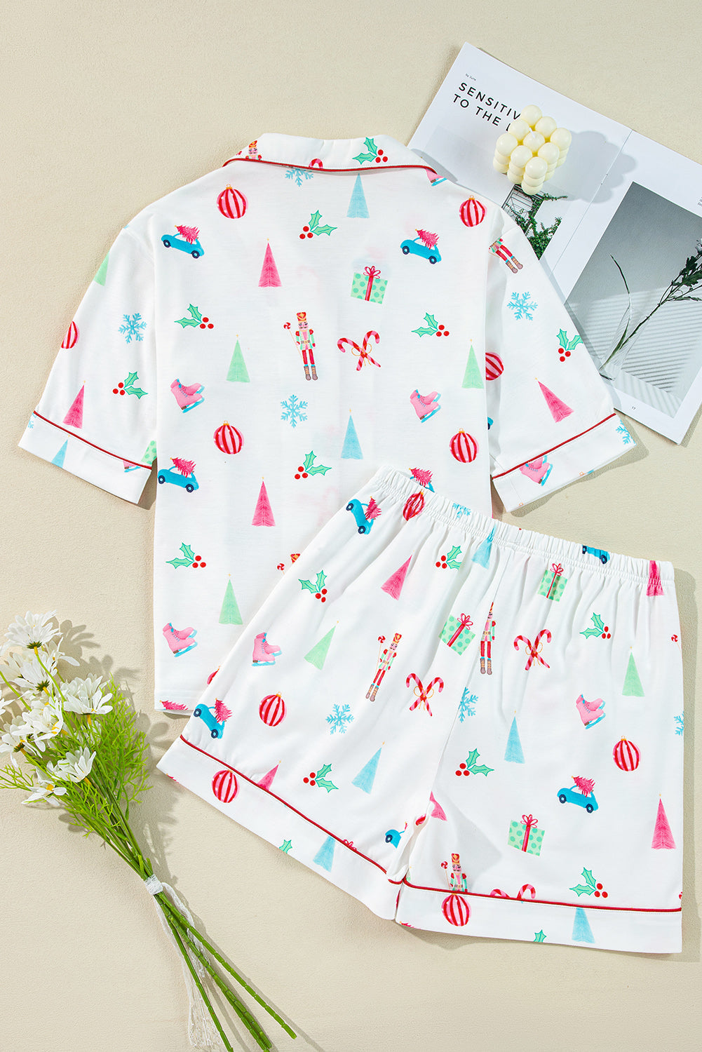 White Christmas Print Short Sleeve Shirt and Shorts Pajama Set