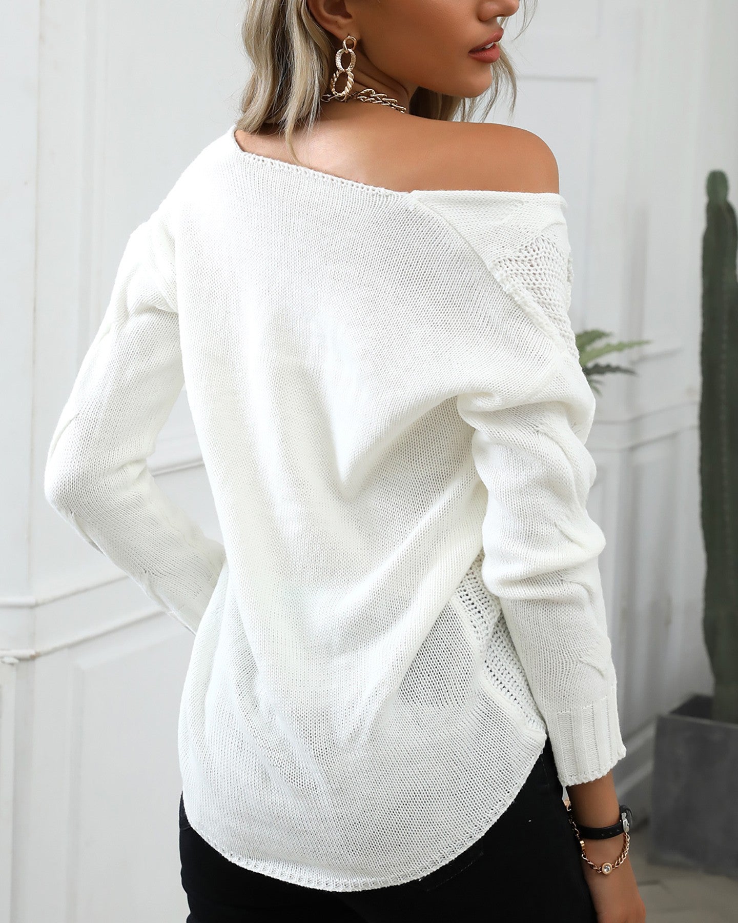 Long Sleeve Hollow Out Knit Sweater