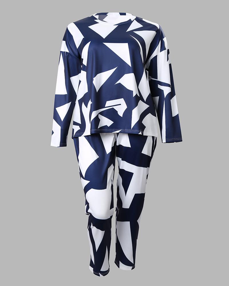 Plus Size Geometric Print Long Sleeve Top & Pants Set