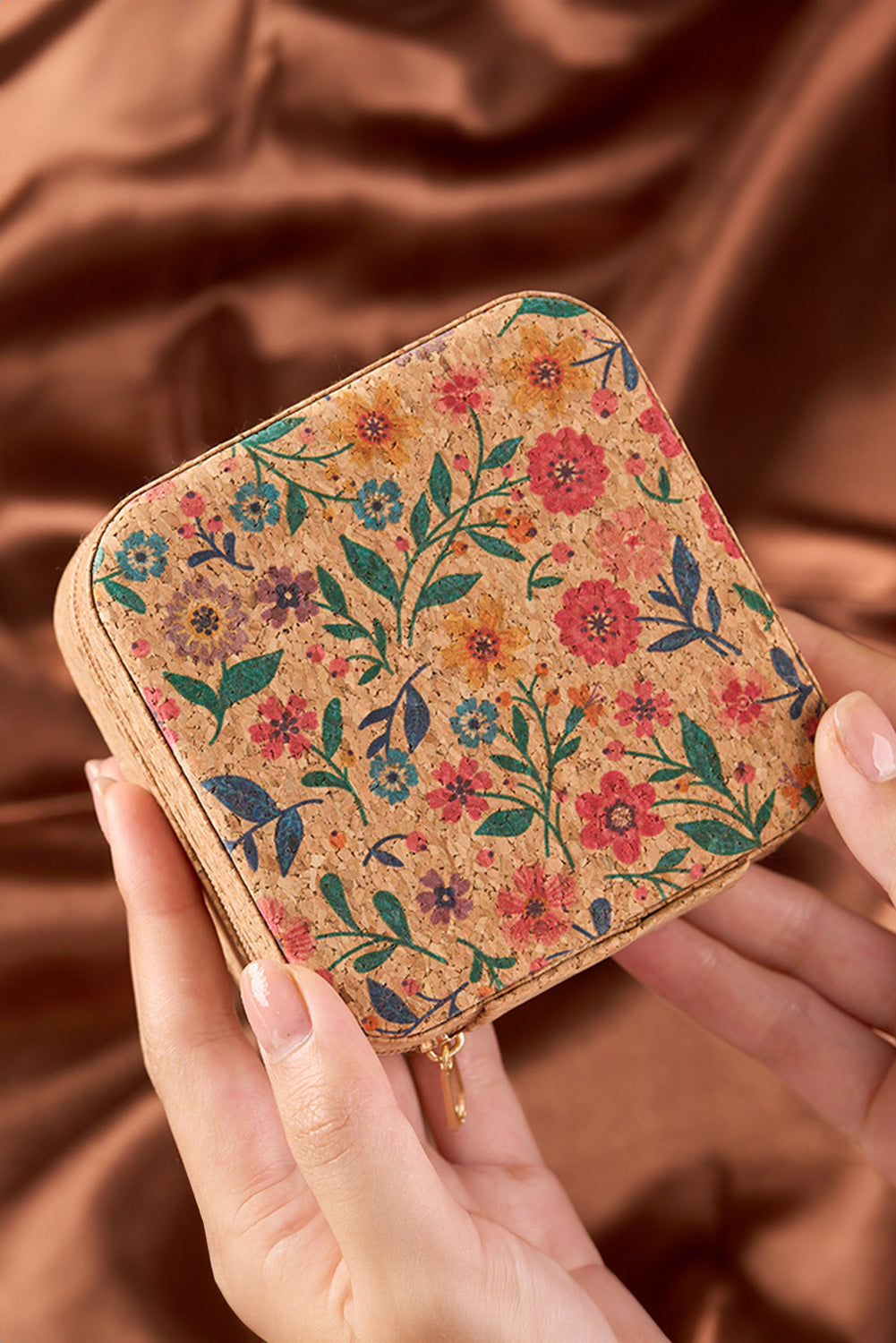 Camel Retro Floral Print Portable Square Jewelry Box