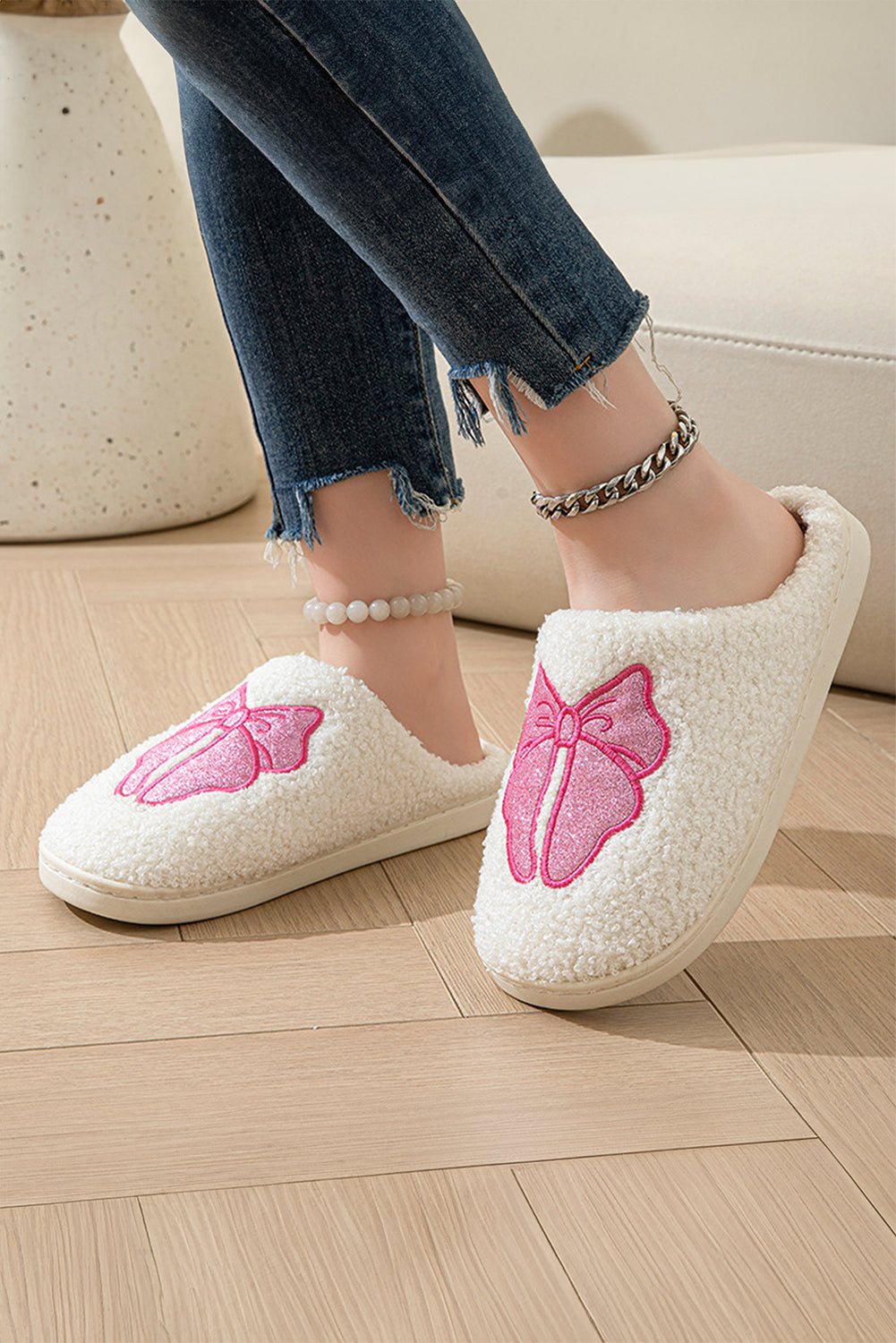 White Cute Bowknot Pattern Plush Valentines Slippers