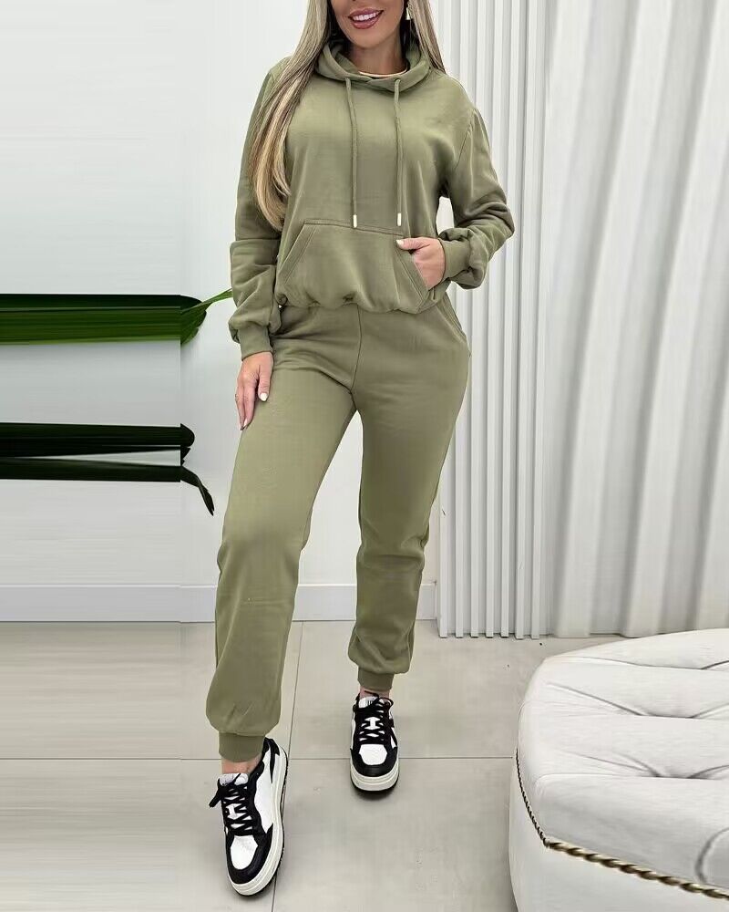 Kangaroo Pocket Design Hoodie & Cuffed Sweatpants Set