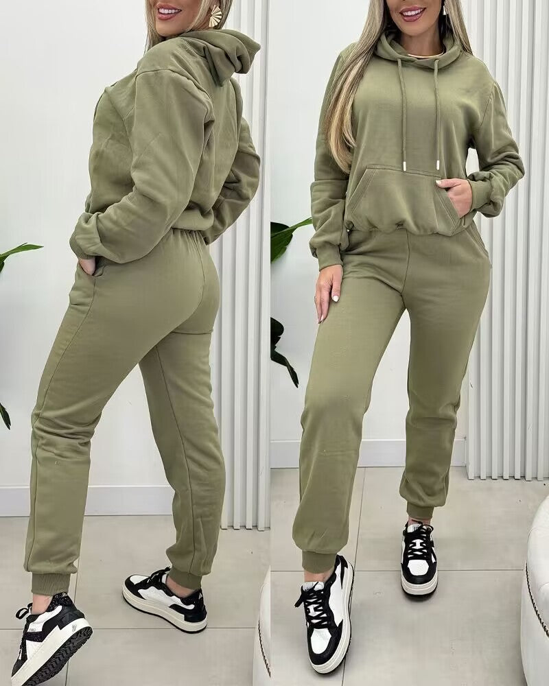 Kangaroo Pocket Design Hoodie & Cuffed Sweatpants Set