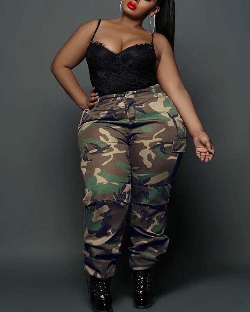 Plus Size Camouflage Print Pocket Design Cargo Pants