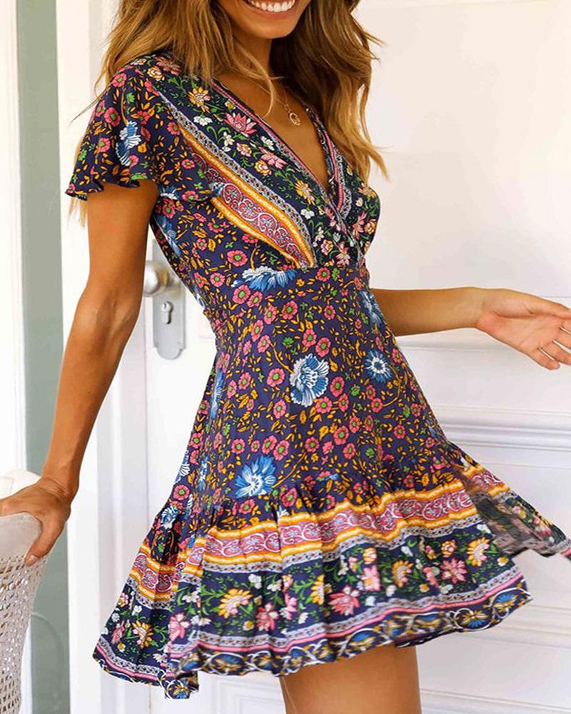 All Over Print V Neck Short Sleeve Dress