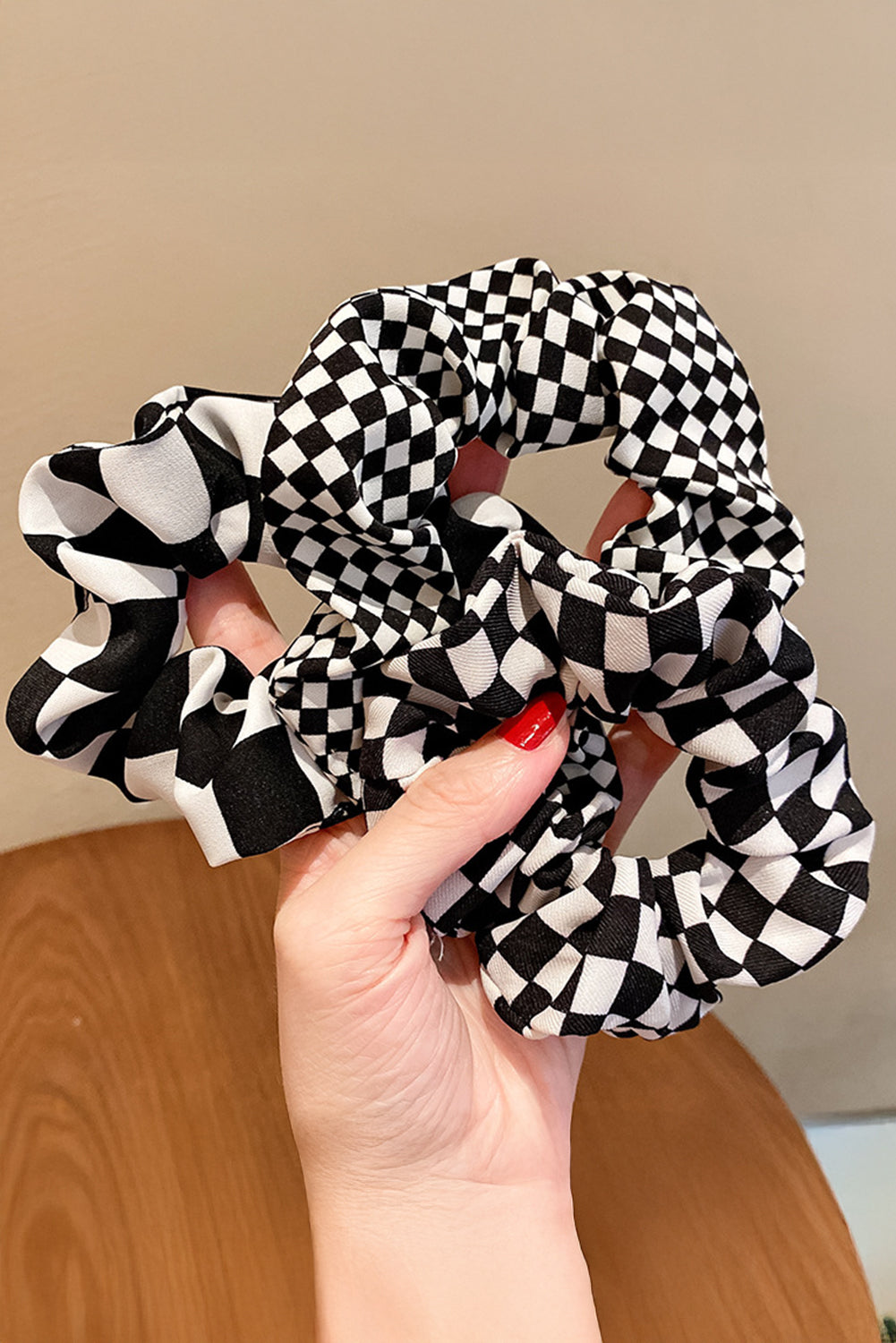 Black Checkerboard Pattern Cloth Hair Scrunchie